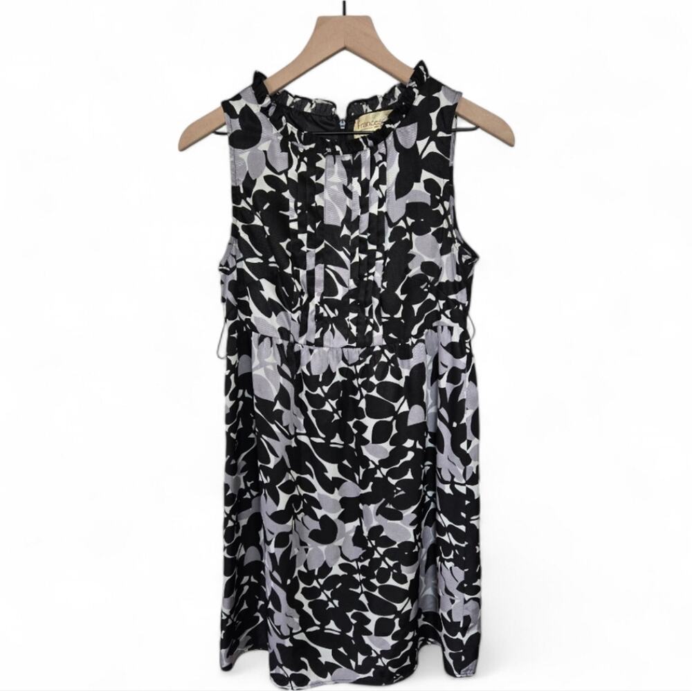 Francesca’s Black White Floral Sleeveless Ruffle Neck Dress Size Small